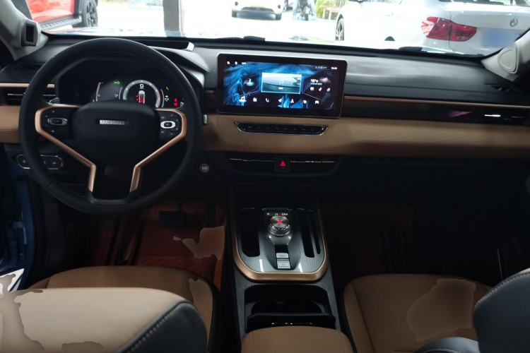 Used Haval JOLION 2021 1.5T Automatic Four-Door Version Interior 2