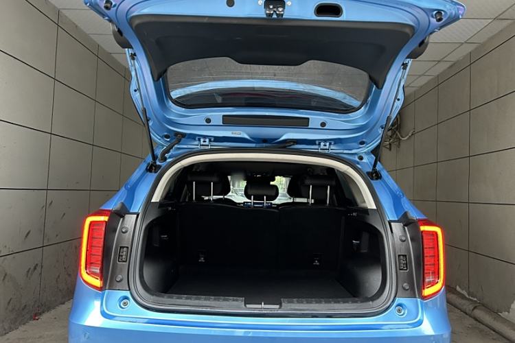 Used Haval JOLION 2021 1.5T Automatic Four-Door Version Interior 6