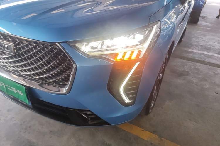 Used Haval JOLION 2021 1.5T Automatic Grand Three-Volume Version Left Front Headlight