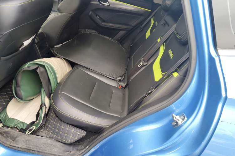 Used Haval JOLION 2021 1.5T Automatic Grand Three-Volume Version Left Rear Seat