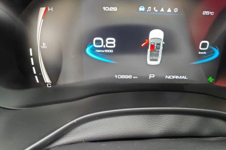 Used Haval JOLION 2021 1.5T Automatic Four-Door Version Odometer Close Up