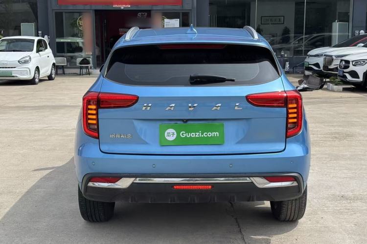 Used Haval JOLION 2021 1.5T Automatic Four-Door Version Rear
