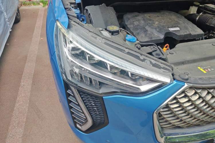 Used Haval JOLION 2021 1.5T Automatic Four-Door Version Right Front Headlight