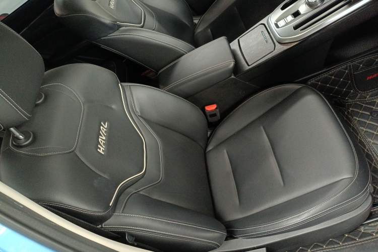 Used Haval JOLION 2021 1.5T Automatic Four-Door Version Right Front Seat
