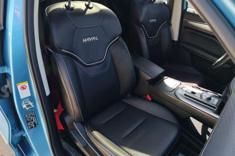 Used Haval JOLION 2021 1.5T Automatic Grand Three-Volume Version Right Front Seat