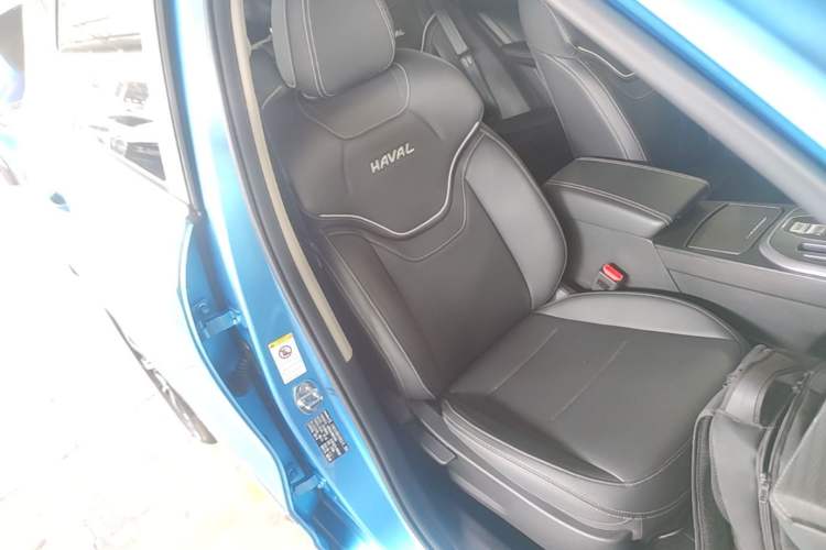 Used Haval JOLION 2021 1.5T Automatic Grand Three-Volume Version Right Front Seat