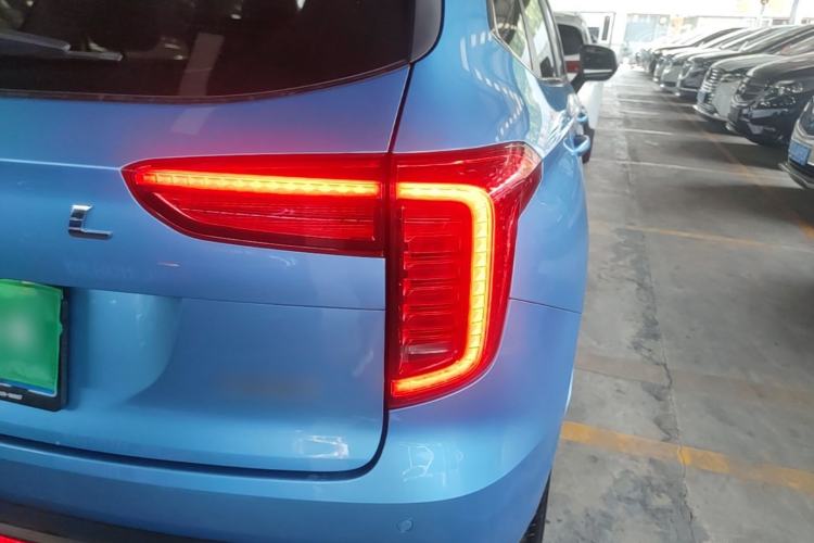 Used Haval JOLION 2021 1.5T Automatic Grand Three-Volume Version Right Rear Taillight
