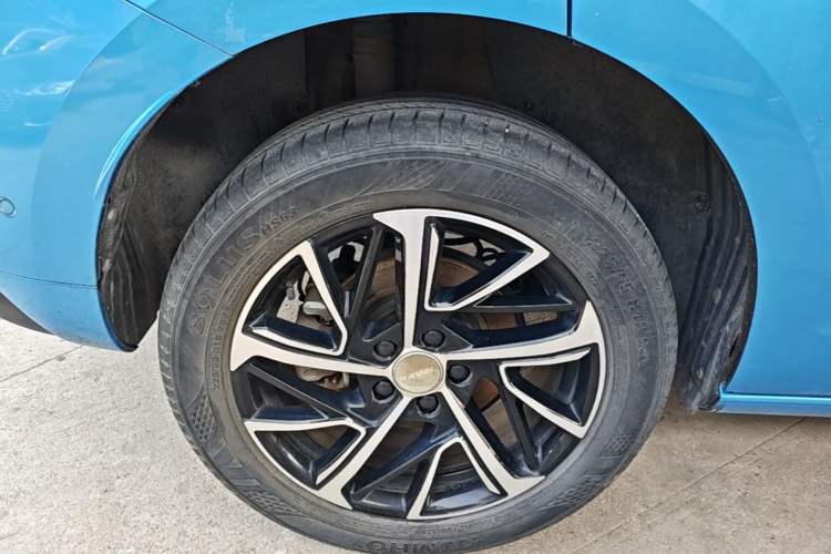Used Haval JOLION 2021 1.5T Automatic Four-Door Version Right Rear Wheel Hub