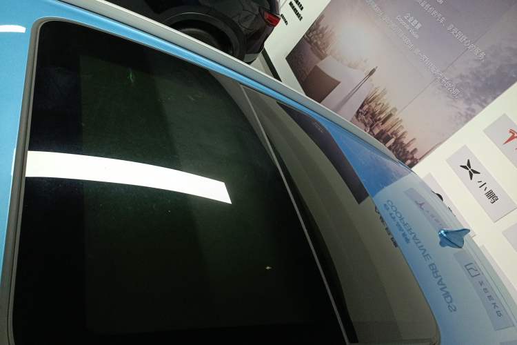 Used Haval JOLION 2021 1.5T Automatic Four-Door Version Roof