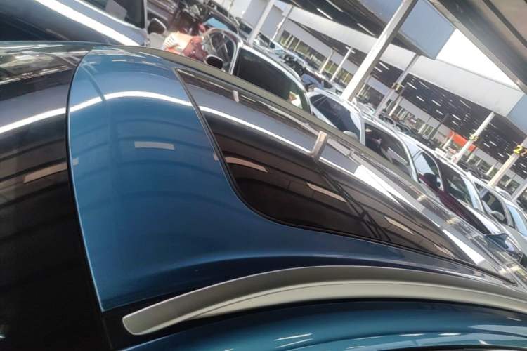 Used Haval JOLION 2021 1.5T Automatic Grand Three-Volume Version Roof