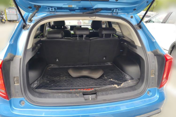 Used Haval JOLION 2021 1.5T Automatic Grand Three-Volume Version Trunk
