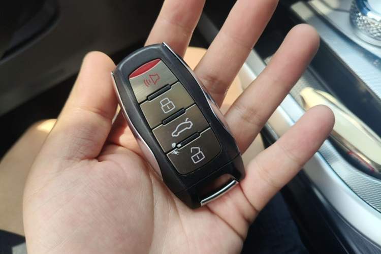 Used Haval JOLION 2021 1.5T Automatic Grand Three-Volume Version Vehicle Key