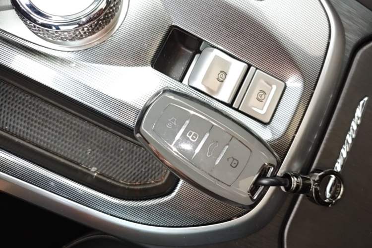 Used Haval JOLION 2021 1.5T Automatic Four-Door Version Vehicle Key