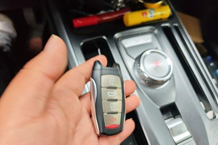 Used Haval JOLION 2021 1.5T Automatic Grand Three-Volume Version Vehicle Key