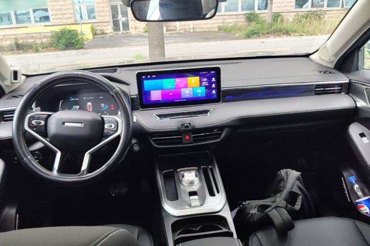 Used Haval JOLION 2021 1.5T Automatic Four-Door Version Center Console