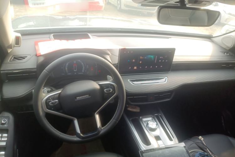 Used Haval JOLION 2021 1.5T Automatic Four-Door Version Center Console