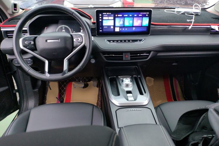Used Haval JOLION 2021 1.5T Automatic Grand Three-Volume Version Center Console