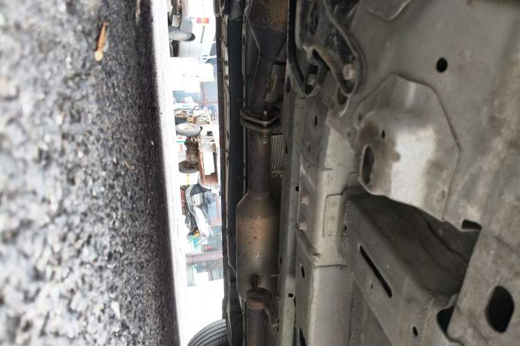 Used Haval JOLION 2021 1.5T Automatic Grand Three-Volume Version Chassis Front Left