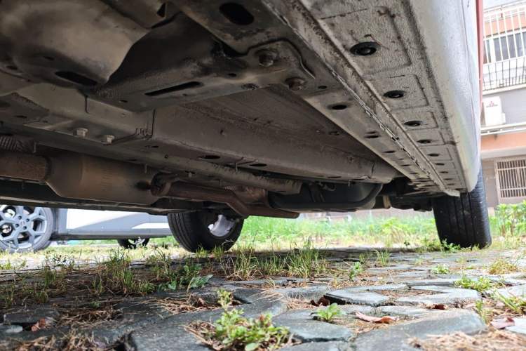 Used Haval JOLION 2021 1.5T Automatic Grand Three-Volume Version Chassis Front Left