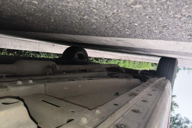 Used Haval JOLION 2021 1.5T Automatic Grand Three-Volume Version Chassis Front Right