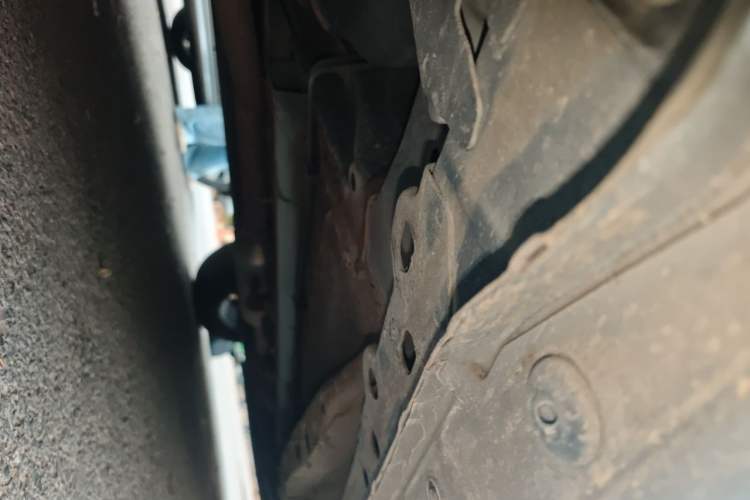 Used Haval JOLION 2021 1.5T Automatic Grand Three-Volume Version Chassis Rear Right