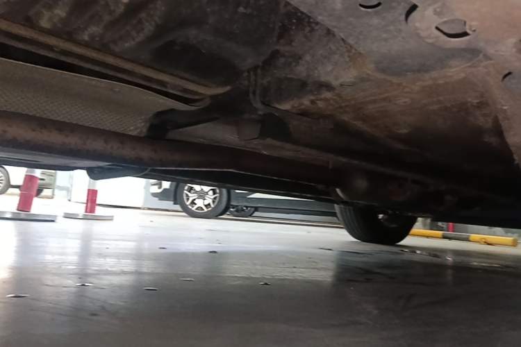 Used Haval JOLION 2021 1.5T Automatic Grand Three-Volume Version Chassis Rear Right