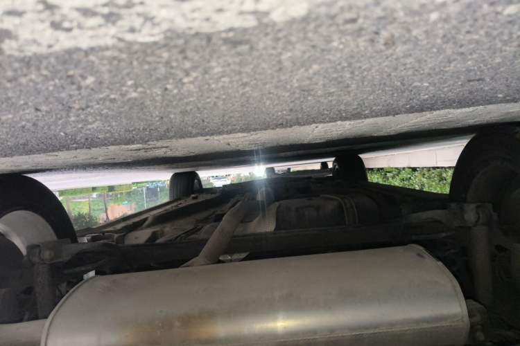 Used Haval JOLION 2021 1.5T Automatic Grand Three-Volume Version Chassis Rear