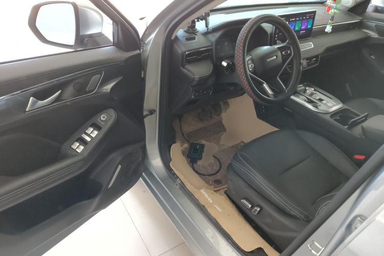 Used Haval JOLION 2021 1.5T Automatic Grand Three-Volume Version Driver Seat