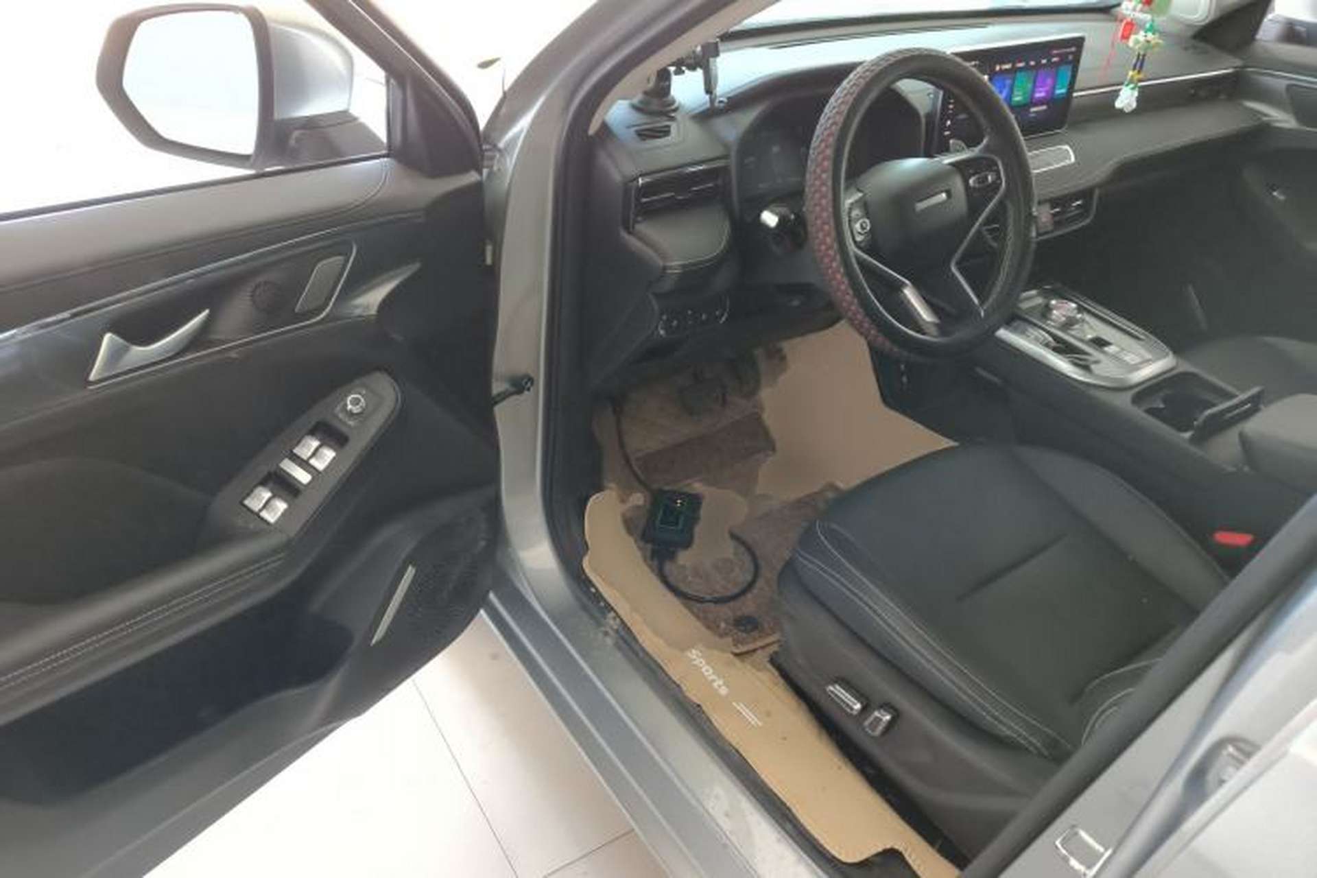 Used Haval JOLION 2021 1.5T Automatic Grand Three-Volume Version Driver Seat