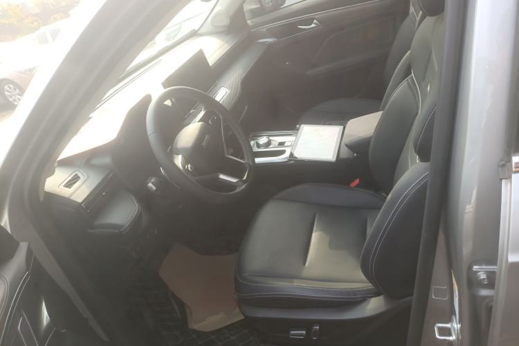 Used Haval JOLION 2021 1.5T Automatic Four-Door Version Driver Seat