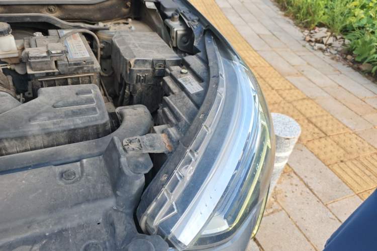 Used Haval JOLION 2021 1.5T Automatic Grand Three-Volume Version Engine Bay Left
