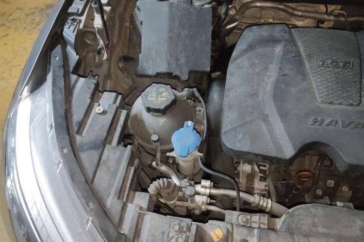 Used Haval JOLION 2021 1.5T Automatic Grand Three-Volume Version Engine Bay Right