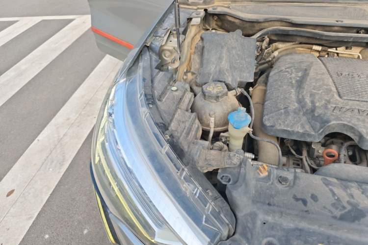 Used Haval JOLION 2021 1.5T Automatic Grand Three-Volume Version Engine Bay Right