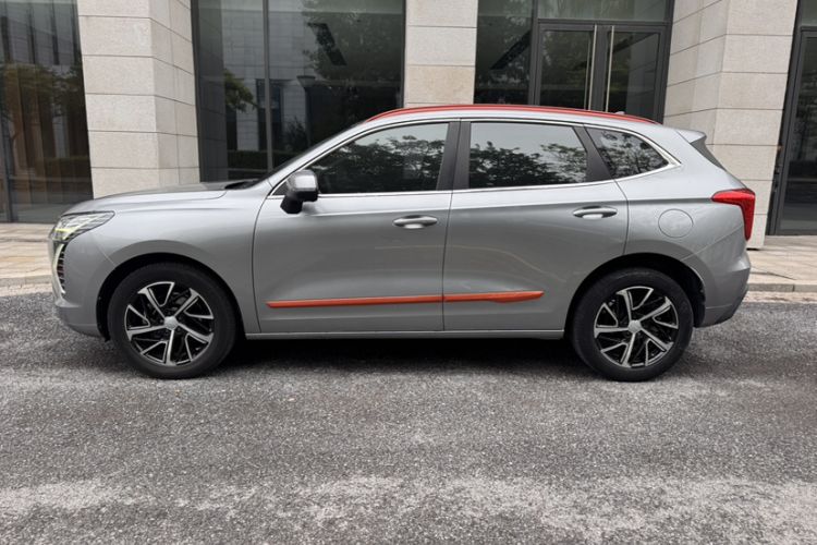 Used Haval JOLION 2021 1.5T Automatic Grand Three-Volume Version Exterior 4