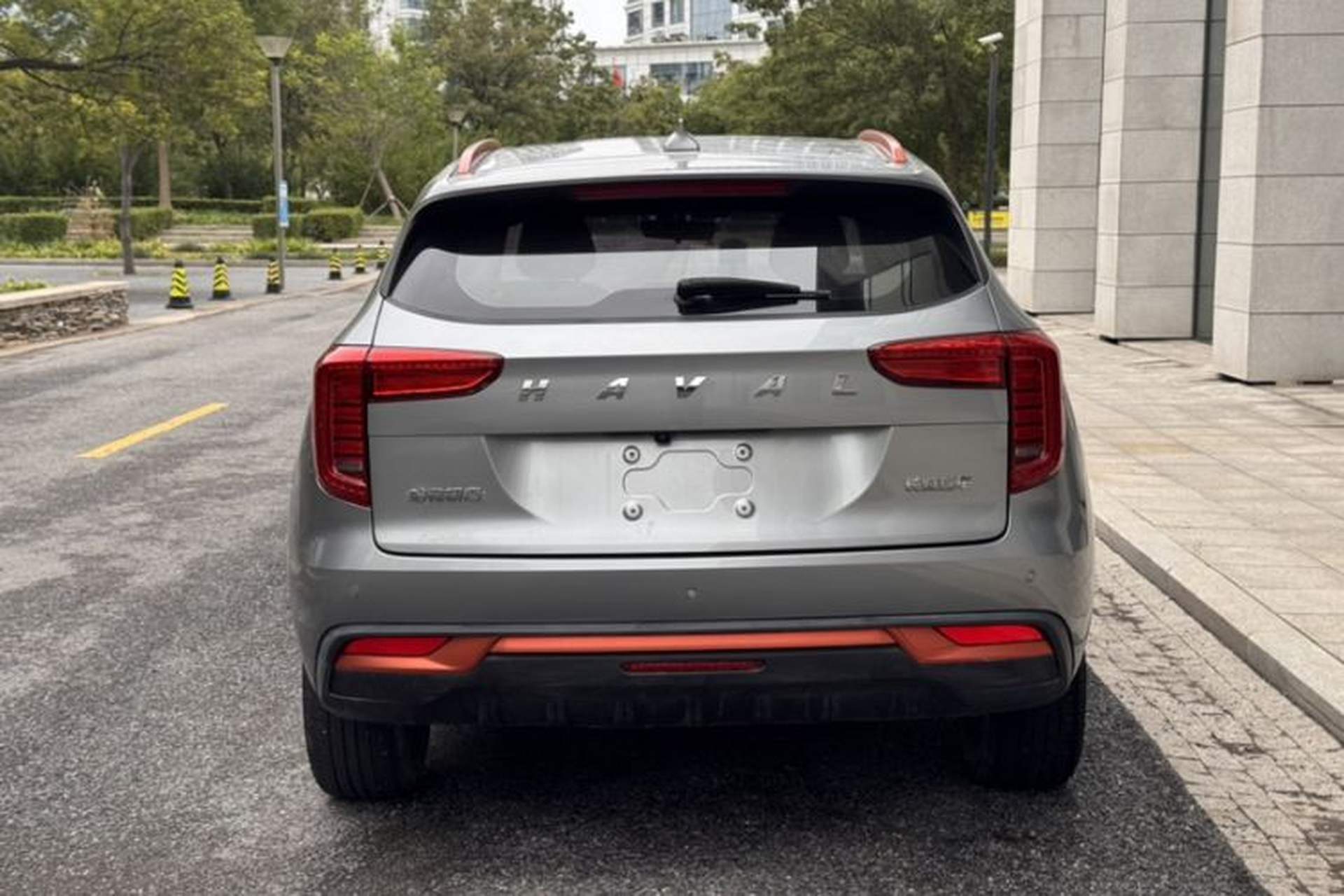 Used Haval JOLION 2021 1.5T Automatic Grand Three-Volume Version Exterior 6