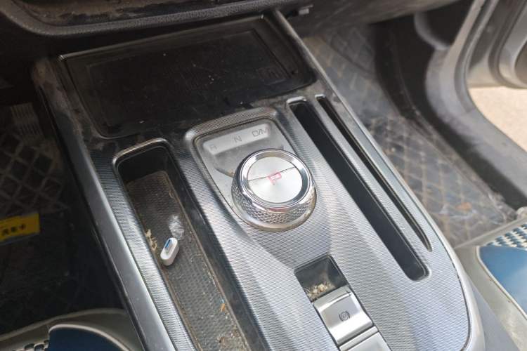 Used Haval JOLION 2021 1.5T Automatic Grand Three-Volume Version Gear Lever