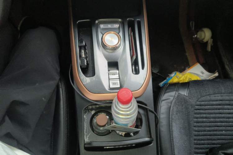 Used Haval JOLION 2021 1.5T Automatic Grand Three-Volume Version Gear Lever