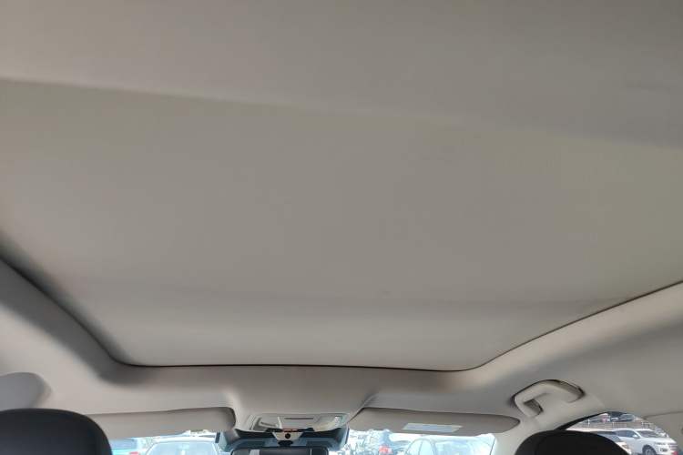 Used Haval JOLION 2021 1.5T Automatic Four-Door Version Headliner