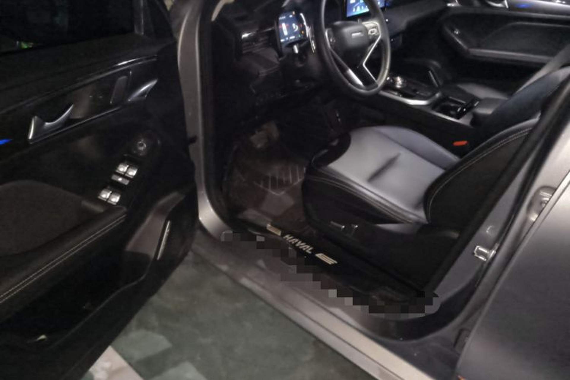 Used Haval JOLION 2021 1.5T Automatic Four-Door Version Interior 3