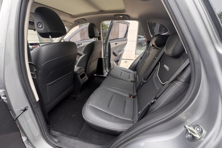 Used Haval JOLION 2021 1.5T Automatic Grand Three-Volume Version Interior 5