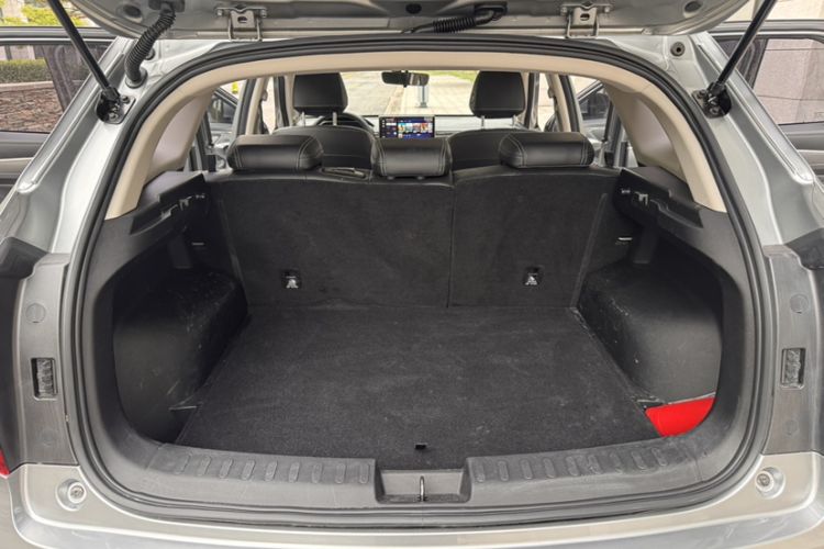 Used Haval JOLION 2021 1.5T Automatic Grand Three-Volume Version Interior 6