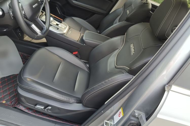 Used Haval JOLION 2021 1.5T Automatic Grand Three-Volume Version Left Front Seat