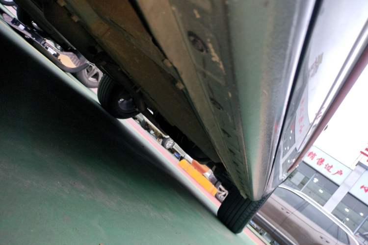 Used Haval JOLION 2021 1.5T Automatic Grand Three-Volume Version Left Side Sill