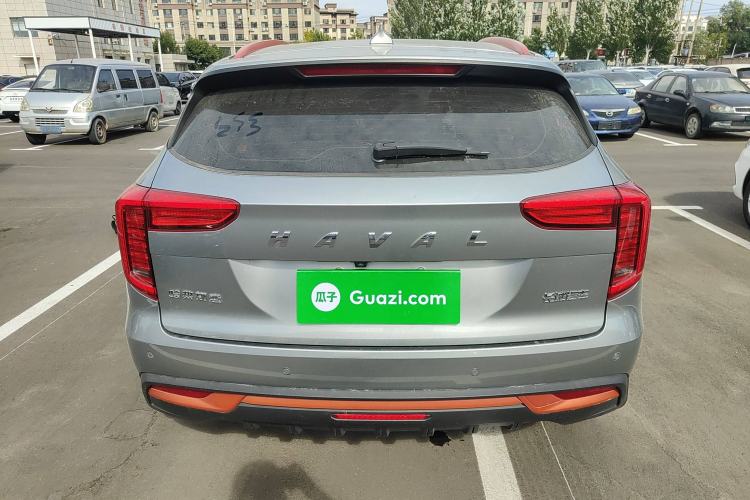Used Haval JOLION 2021 1.5T Automatic Four-Door Version Rear