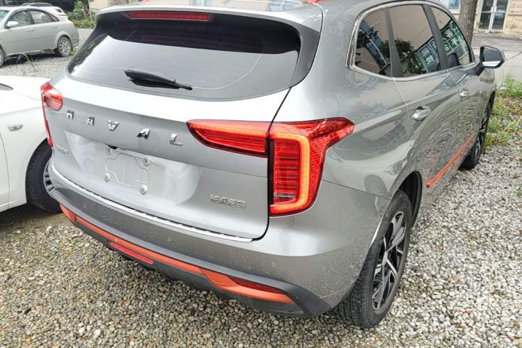 Used Haval JOLION 2021 1.5T Automatic Four-Door Version Rear Right 45 Deg