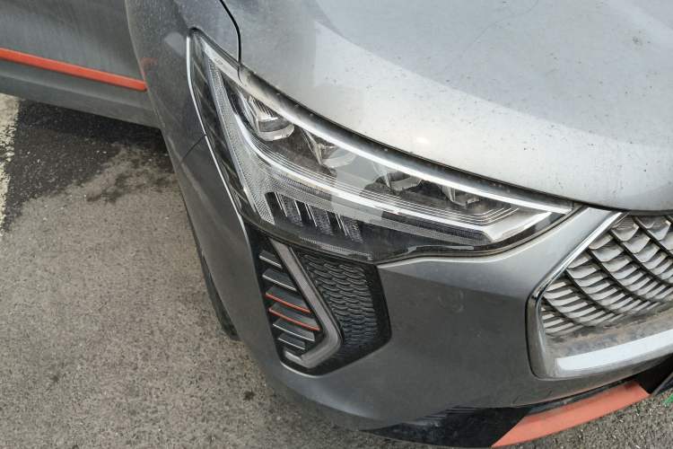Used Haval JOLION 2021 1.5T Automatic Grand Three-Volume Version Right Front Headlight