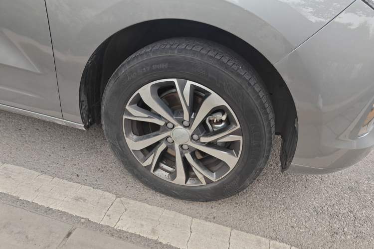 Used Haval JOLION 2021 1.5T Automatic Big Second Edition Right Front Wheel Hub