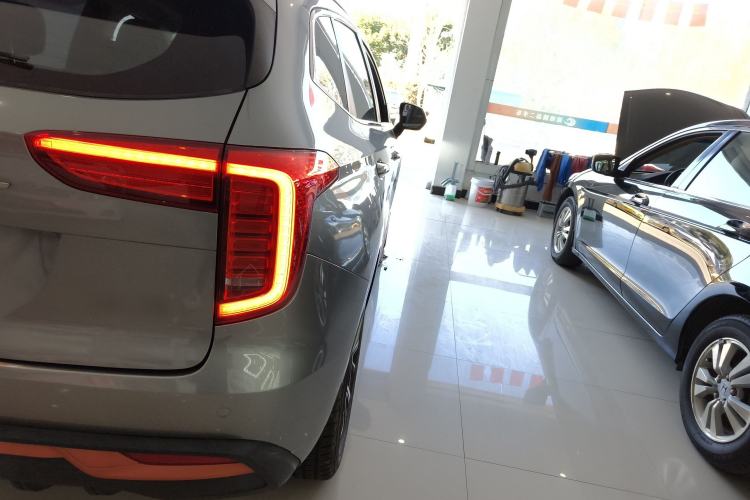 Used Haval JOLION 2021 1.5T Automatic Grand Three-Volume Version Right Rear Taillight