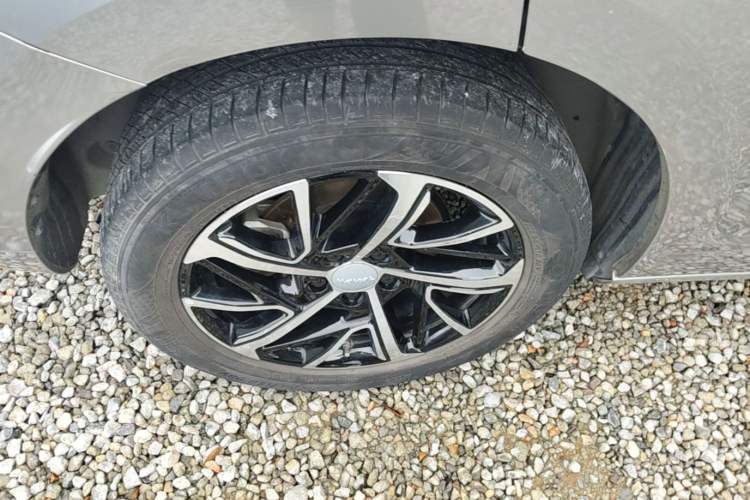 Used Haval JOLION 2021 1.5T Automatic Four-Door Version Right Rear Wheel Hub