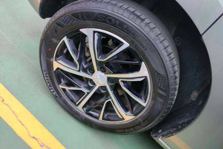 Used Haval JOLION 2021 1.5T Automatic Grand Three-Volume Version Right Rear Wheel Hub
